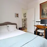 Апартаменты Stunning Flat With Terrasse - Trocadero *
