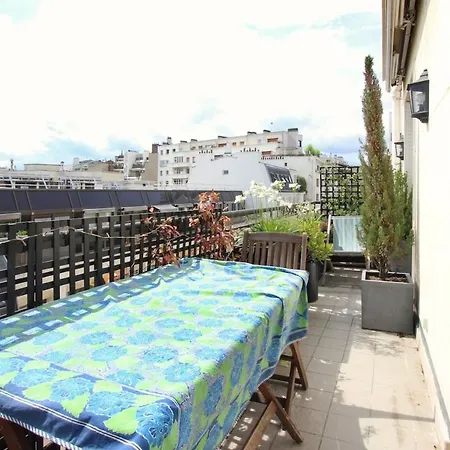 Stunning Flat With Terrasse - Trocadero * Париж